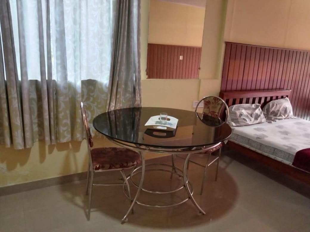Riya Home Stay Munnar Anaviratty Экстерьер фото