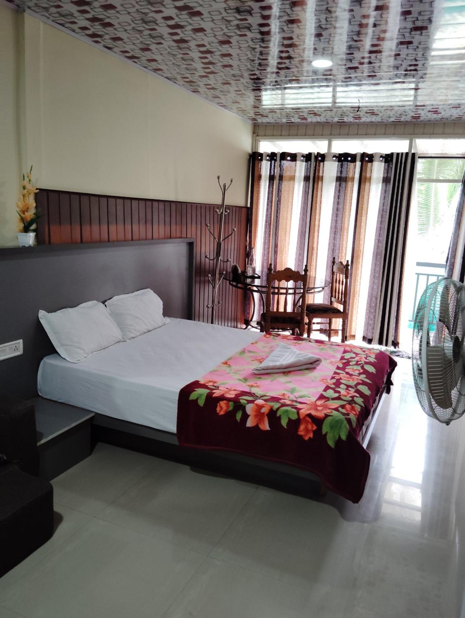 Riya Home Stay Munnar Anaviratty Экстерьер фото